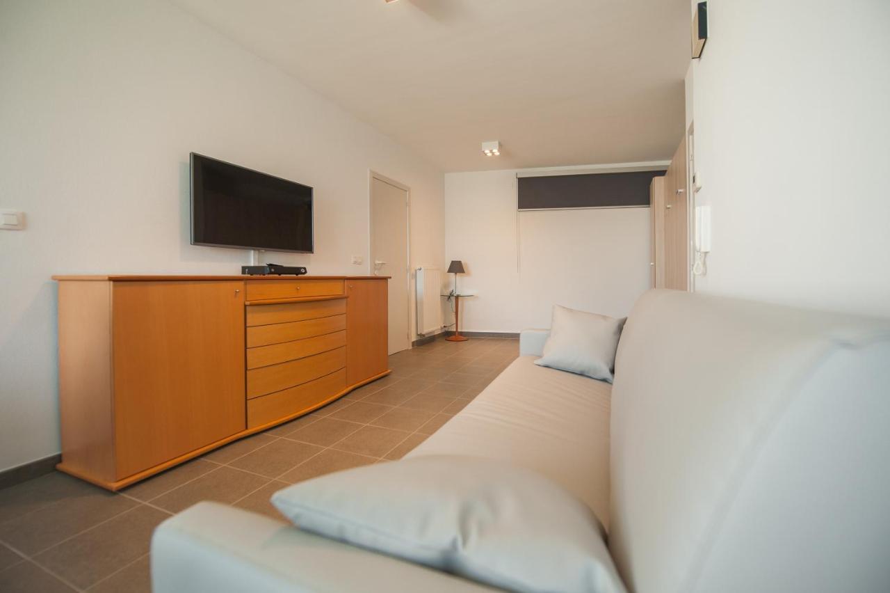 Studio Met Groot Zonneterras Centrum Oostende Exteriör bild