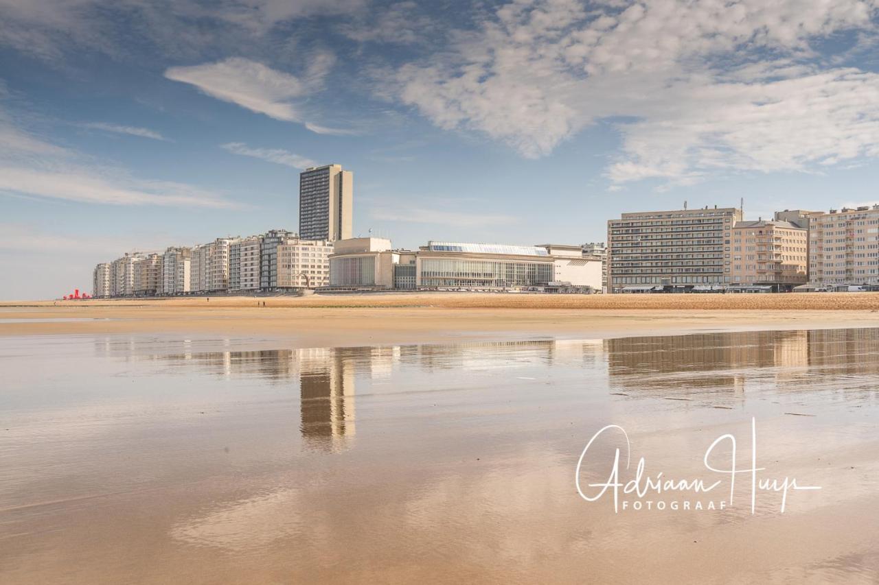 Studio Met Groot Zonneterras Centrum Oostende Exteriör bild
